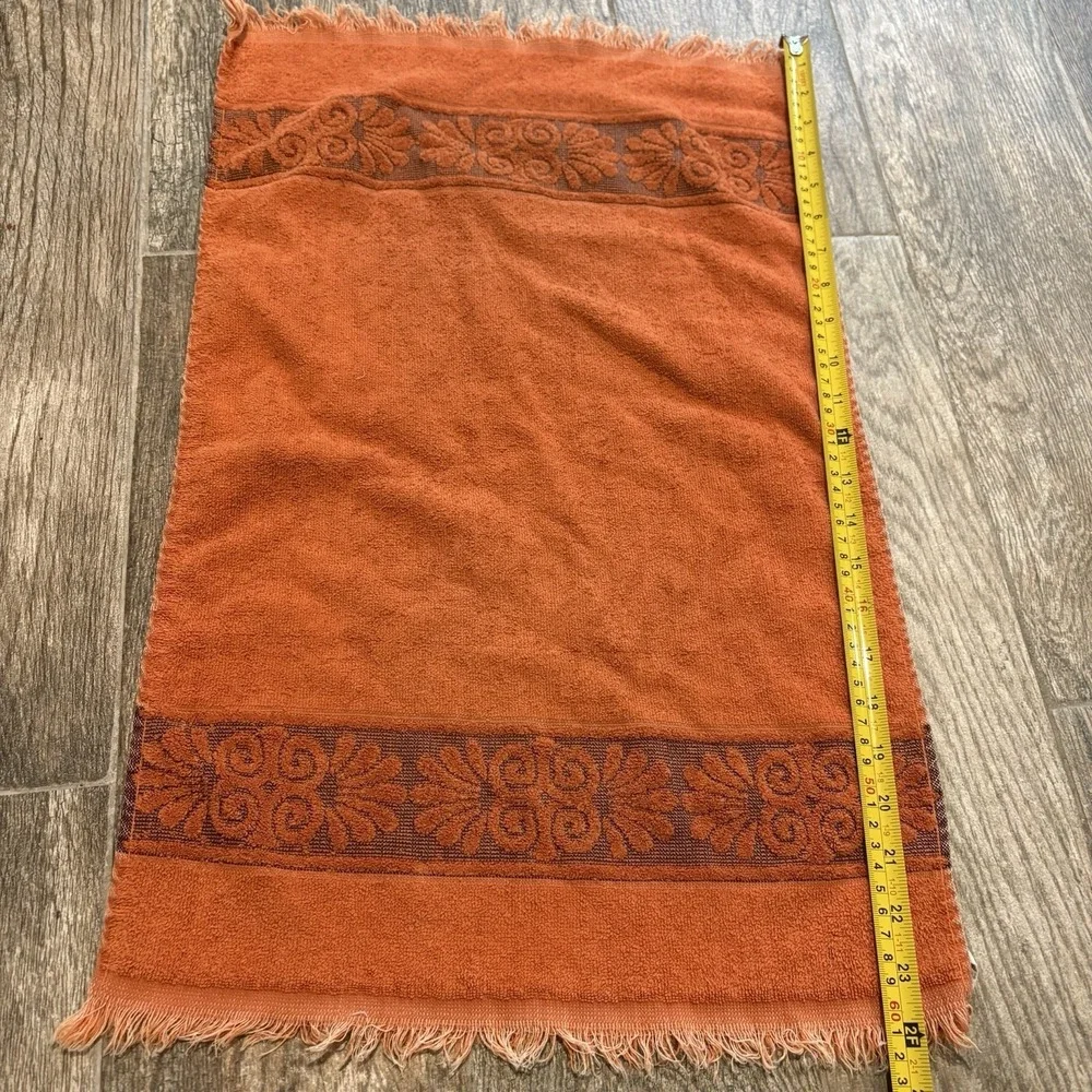 Vtg Cannon Monticello Burnt Orange Hand Towel Sculpted Fringe Made USA 16x24